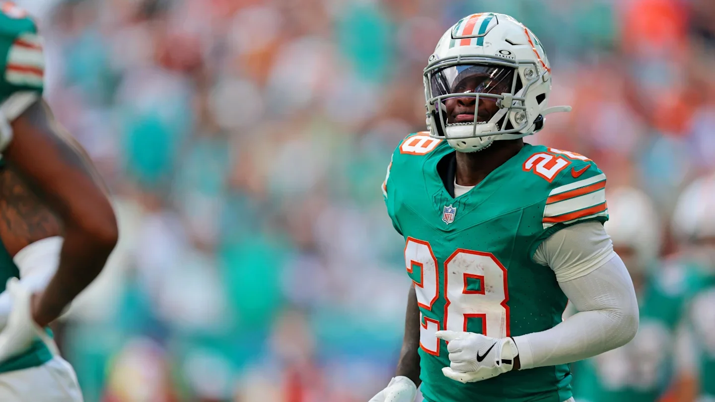 Dolphins Extend Achane, Locking in a Young Pillar of the Offense