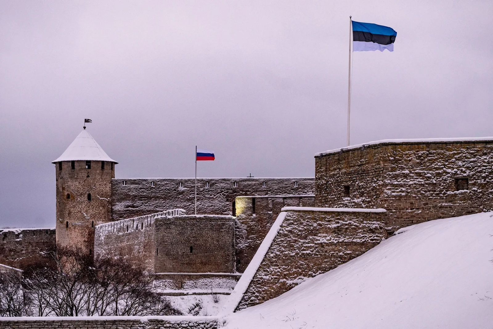 Russia tightens border posture as NATO tensions rise, DR investigation finds
