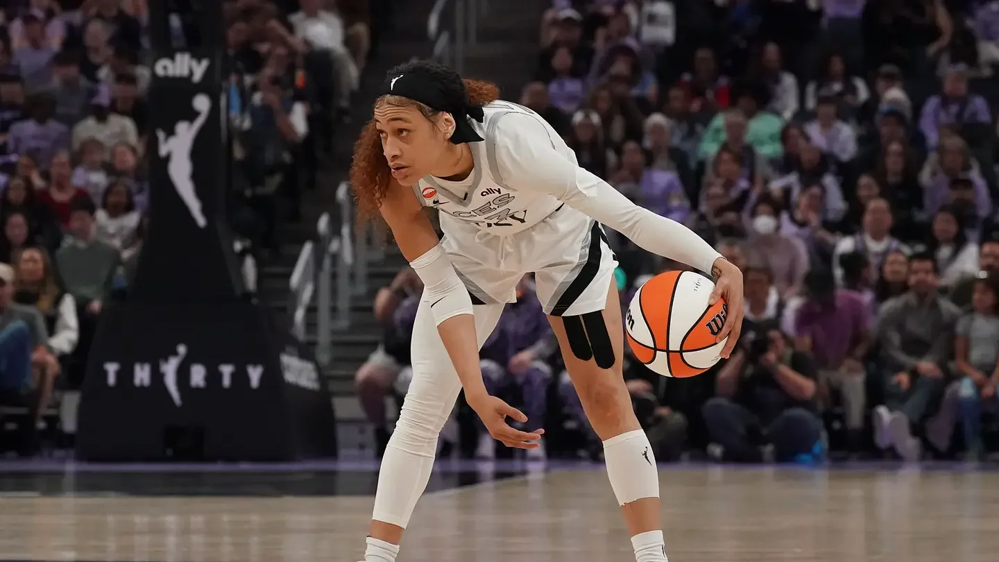 Carter Waived by Aces, Casting Doubt on Her WNBA Future