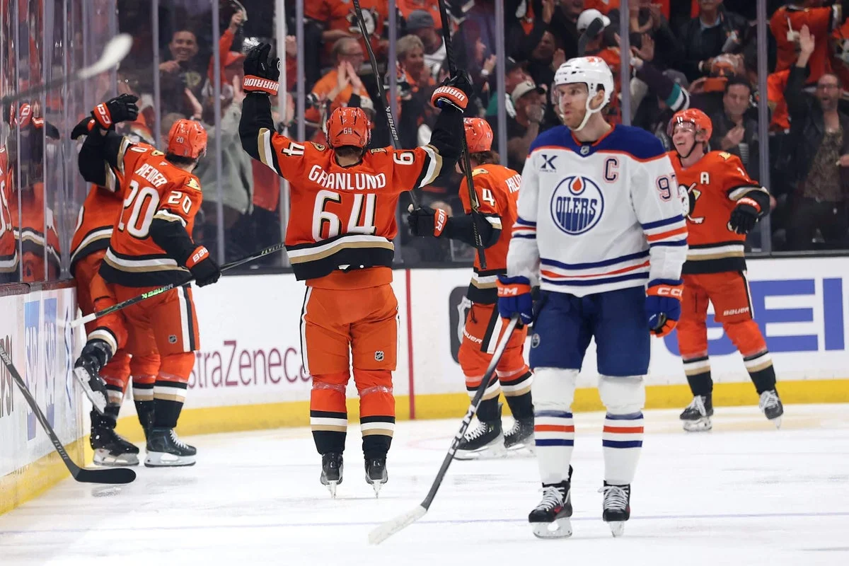 Ducks blitz Edmonton with speed as series takes a painful turn