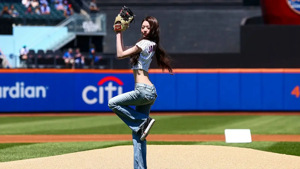 K-pop windup steals Mets spotlight as travel-ball critique roars