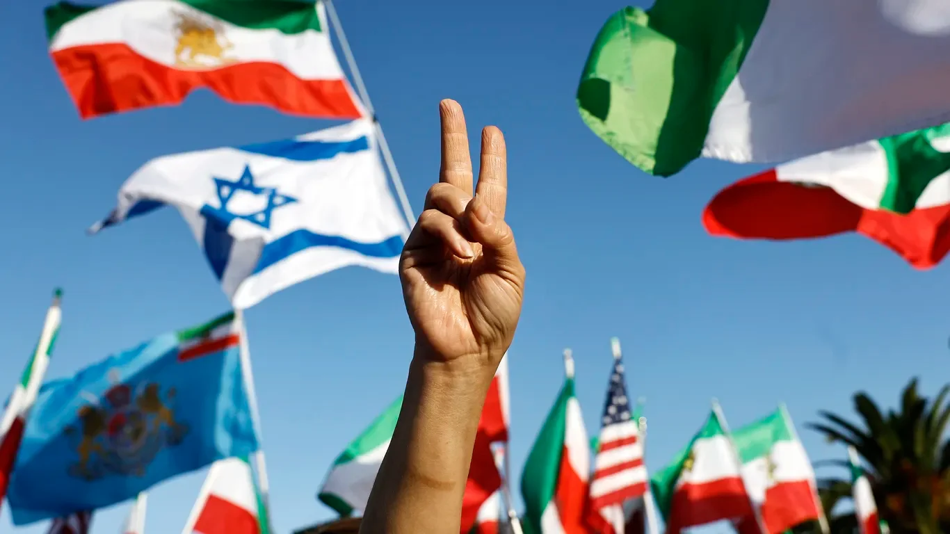 Trump Criticizes Iran and Israel Over Fragile Ceasefire
