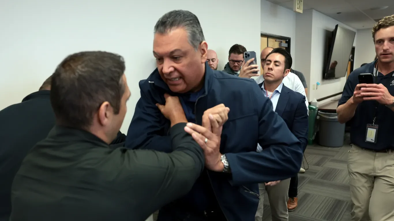Democrats Handcuffed and Arrested in Trump’s Immigration Crackdown
