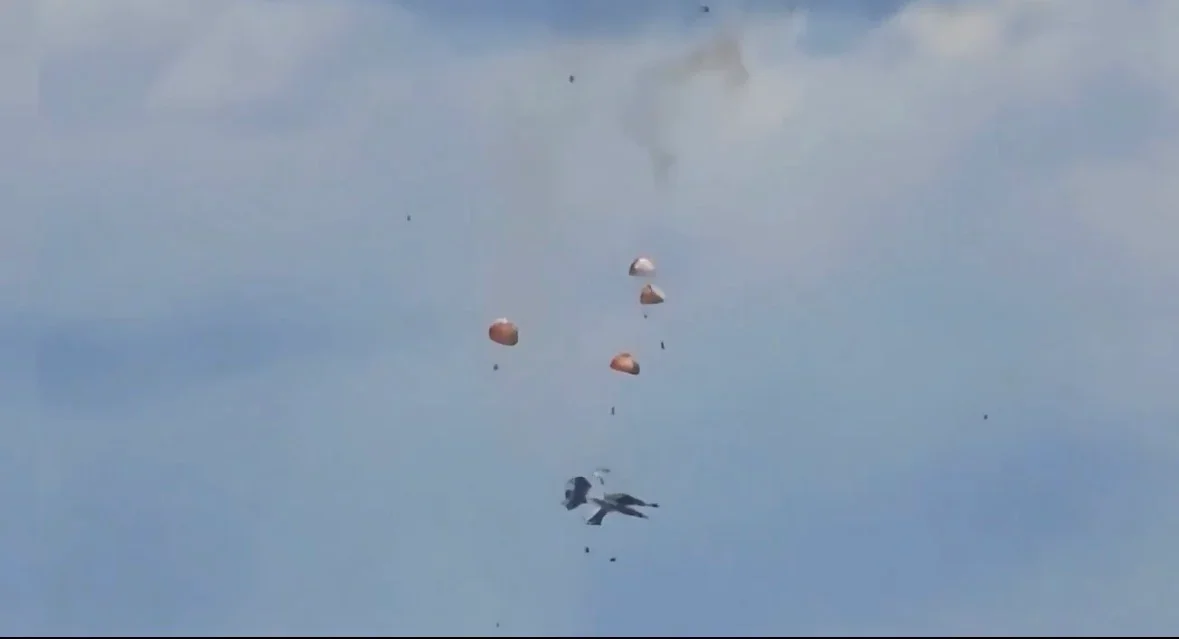 Growler Demo Teams Eject Safely After Idaho Midair Collision