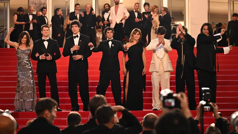 Cannes Ovation Sparks High-Stakes US Rights Bid for La Bola Negra