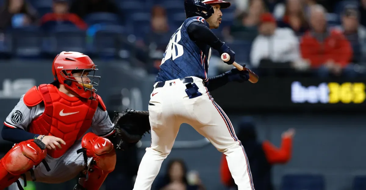 Guardians weigh lineup shuffle to jump-start Kwan
