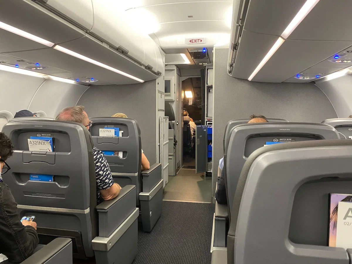 Airlines Deploy Second Cockpit Barrier for Pilot Bathroom Breaks