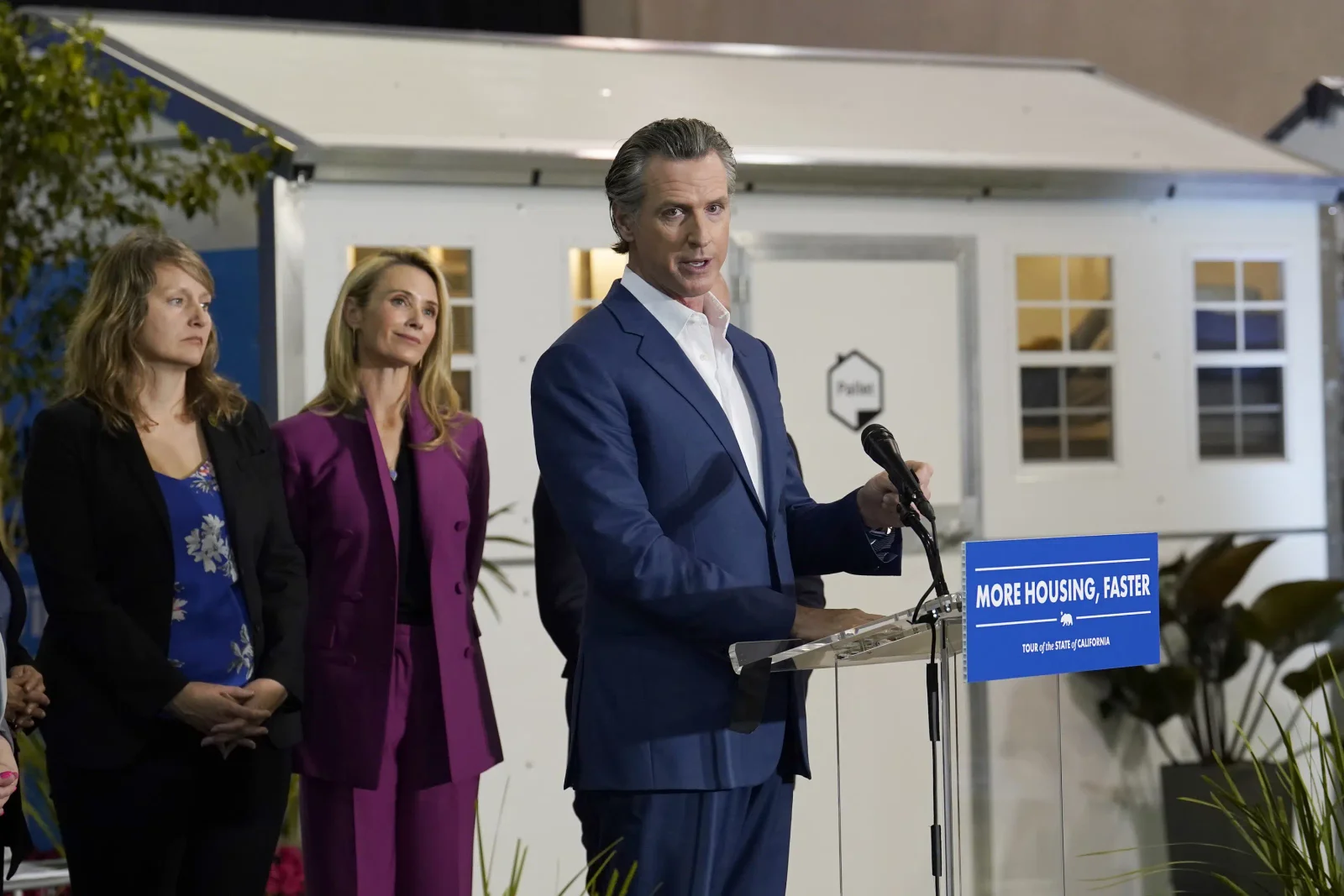 California Governor proposes mental health reform and new treatment beds.