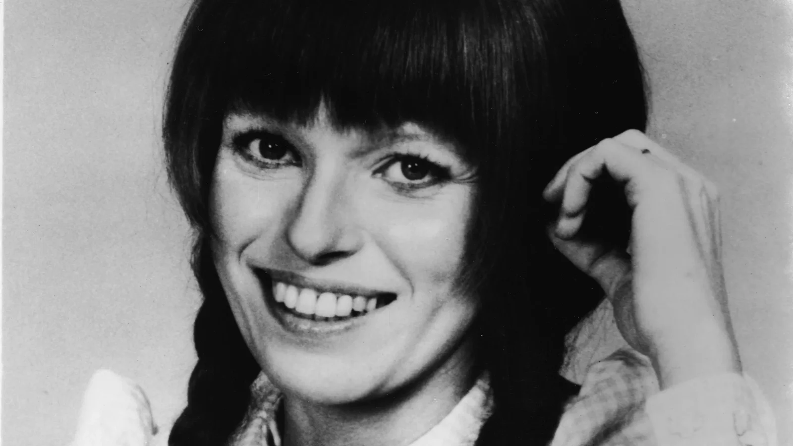 Louise Lasser, TV Icon and Mary Hartman Star, Dies at 87
