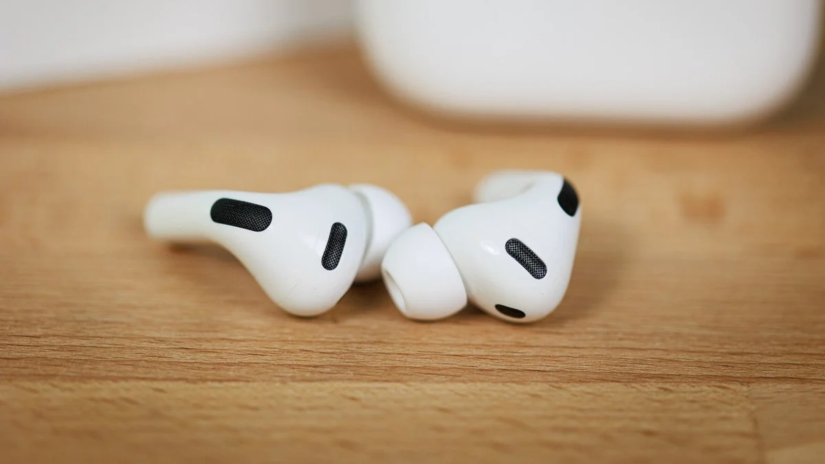 Apple shelves camera-equipped AirPods, signaling a rethink of wearables