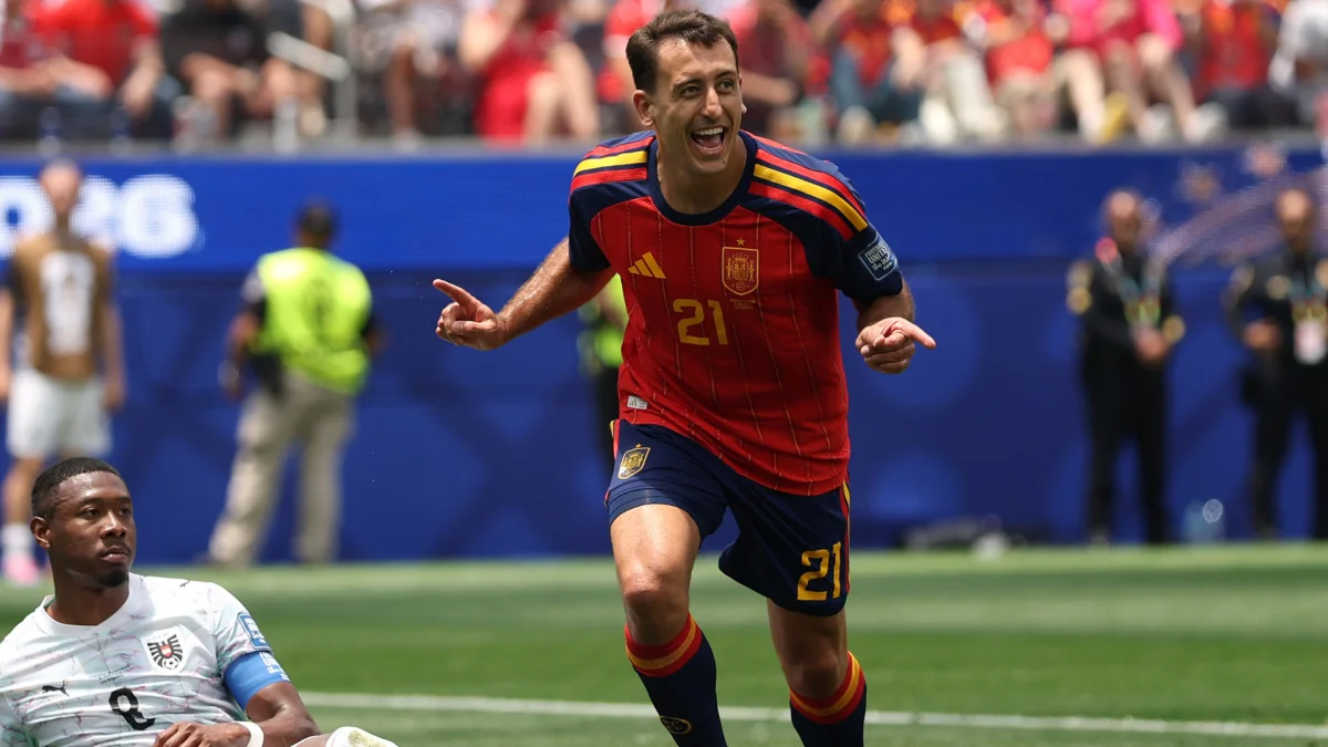 Oyarzabal double powers Spain past Austria into World Cup last 16