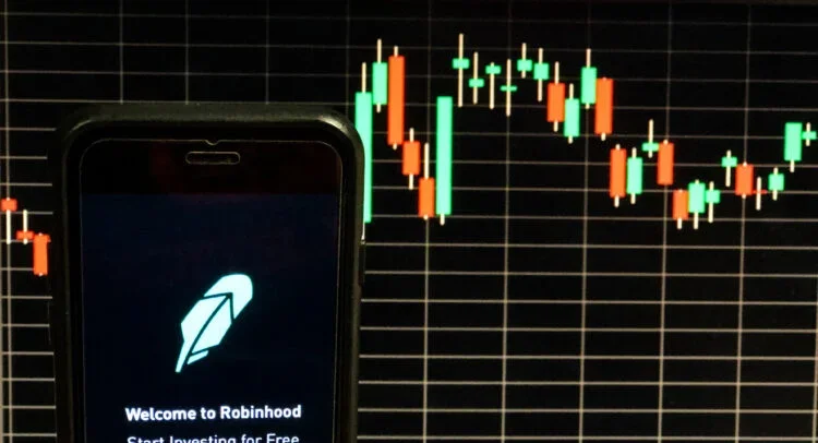Robinhood HOOD Options Imply a $7.2B Post-Earnings Move