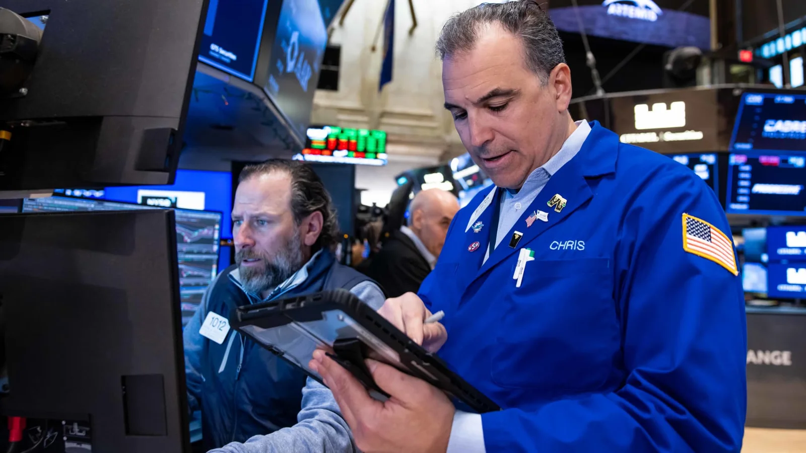 April Ends at Record Highs as Earnings Rally Extends