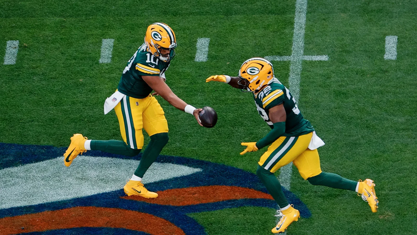 Packers ride depth to 33-13 preseason win over Broncos, per PFF