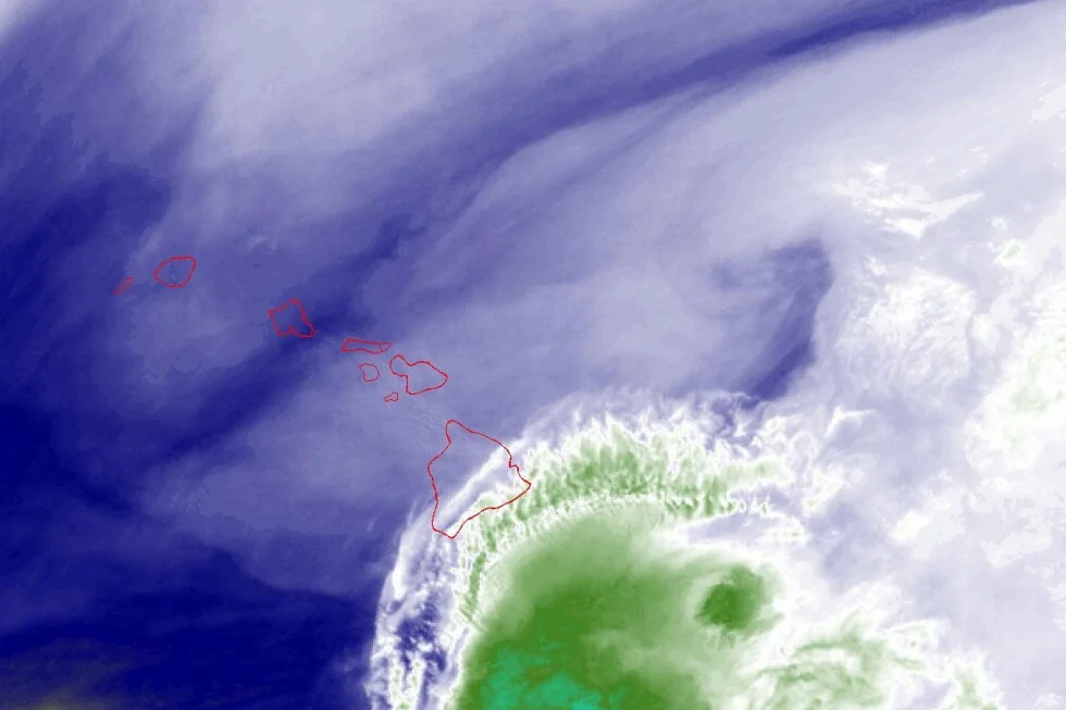 Hawaii braces for downpours as Tropical Storm Moke closes in