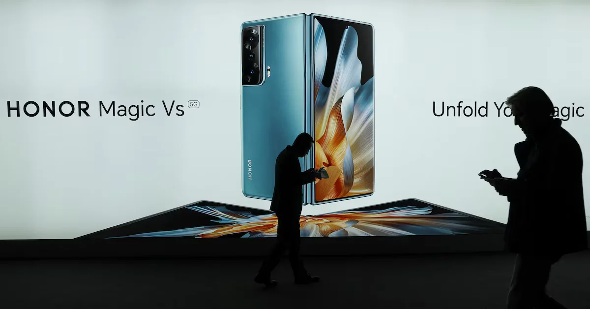 Honor's India Comeback: Local Manufacturing, Foldables, and Competitive Pricing