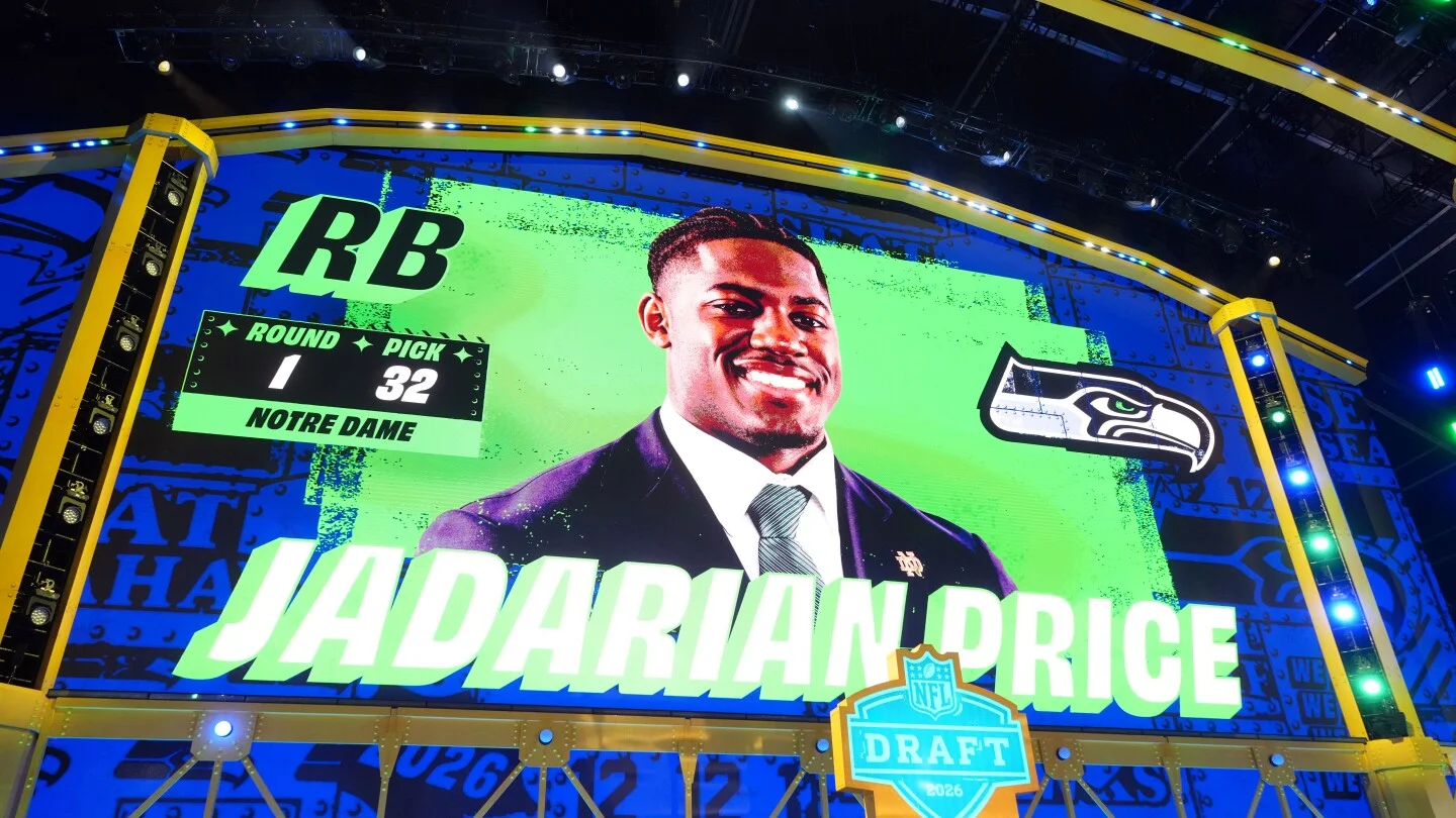 Seahawks stay put at 32, draft Jadarian Price to bolster backfield