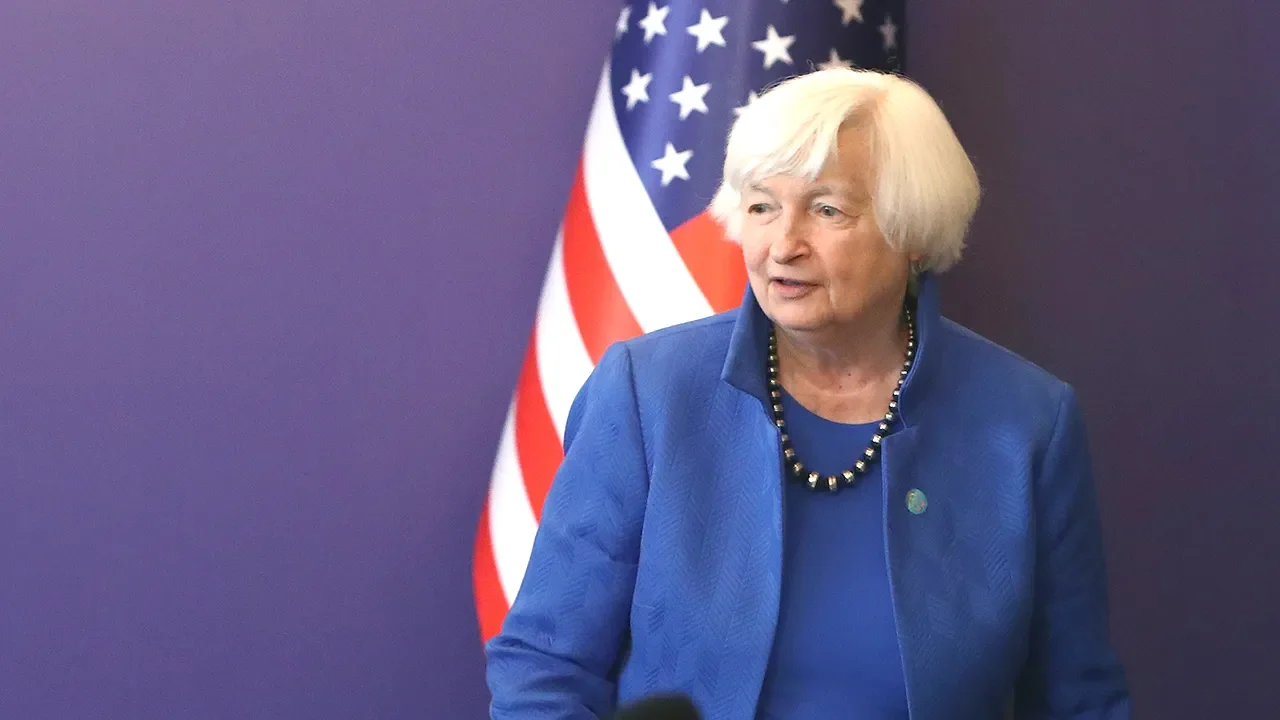 Yellen optimistic about US economy, despite IMF concerns.