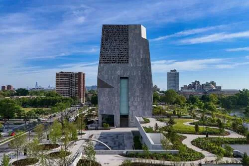 Obama Center Opens as a Contemplative Monument to a Shifting Civic Era