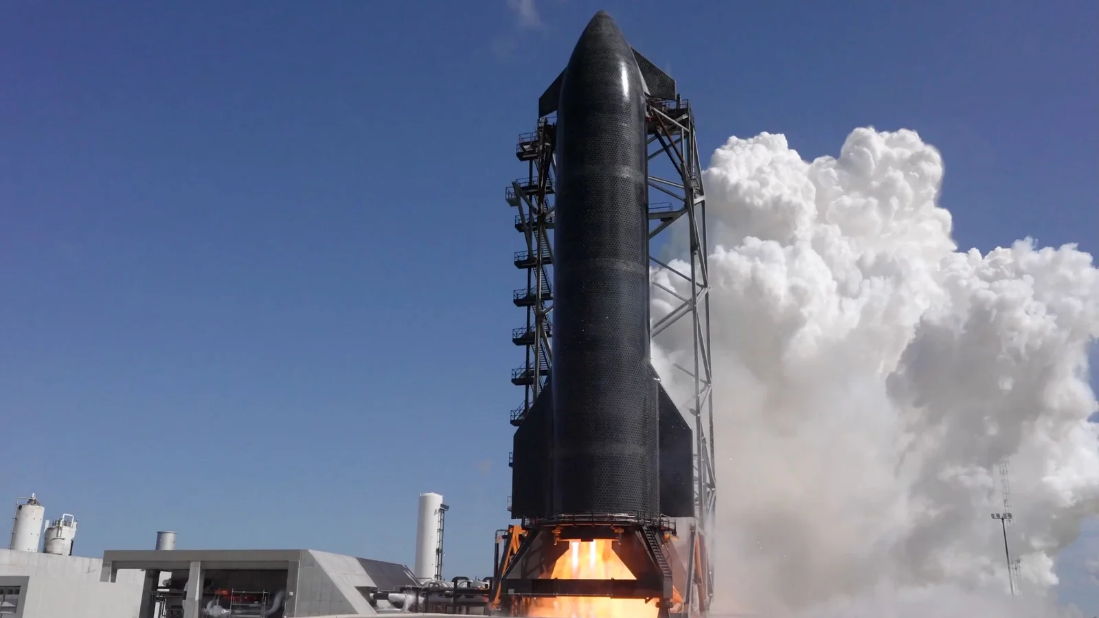 SpaceX fires all six Starship engines in prep for Flight 13