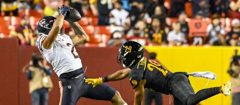 "Week 17 Showdown: Betting Tips, Predictions, and Viewing Guide for Bears vs. Falcons"