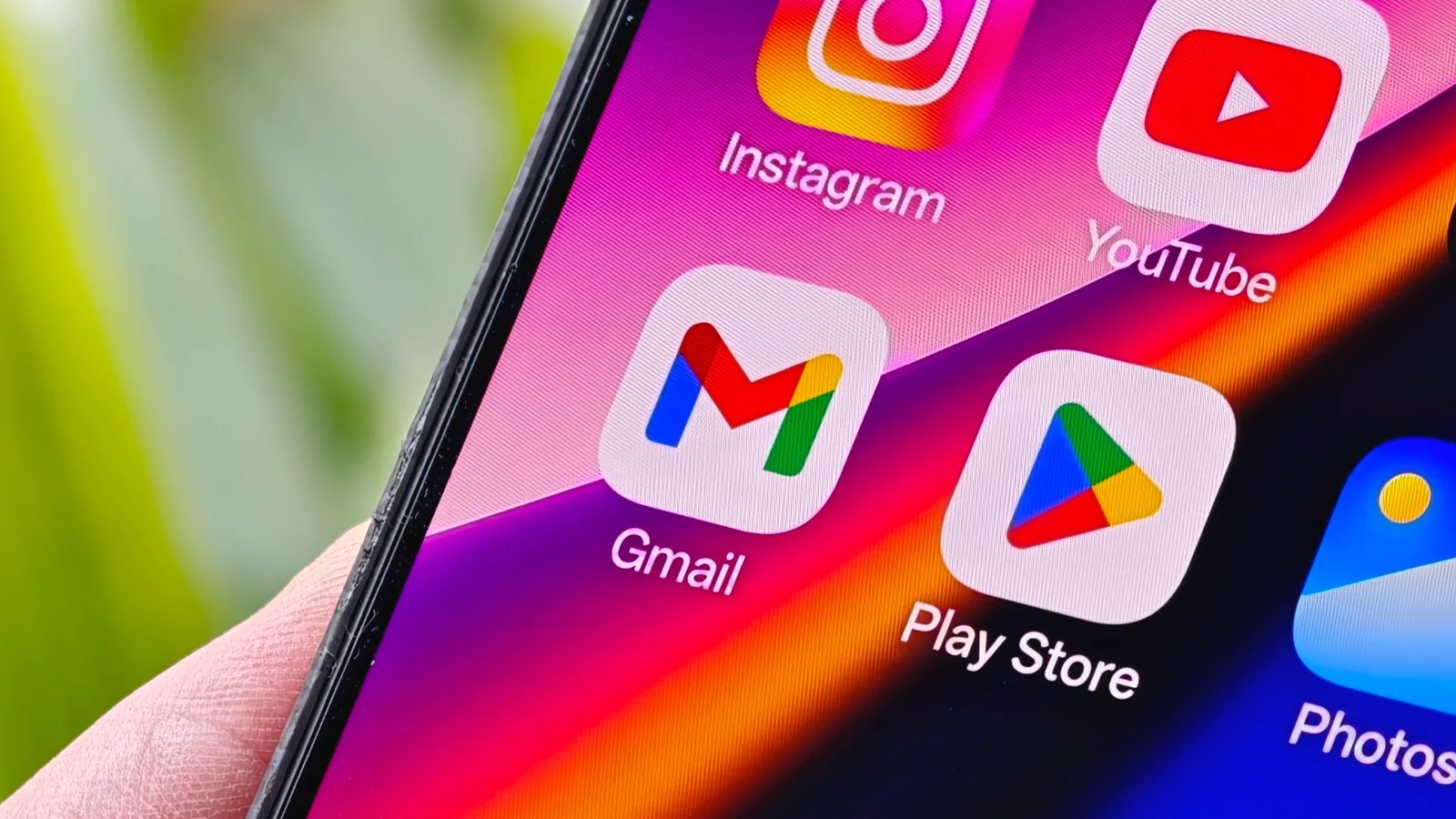 Google rolls out gradient-powered icons for Gmail, Drive, Calendar and more
