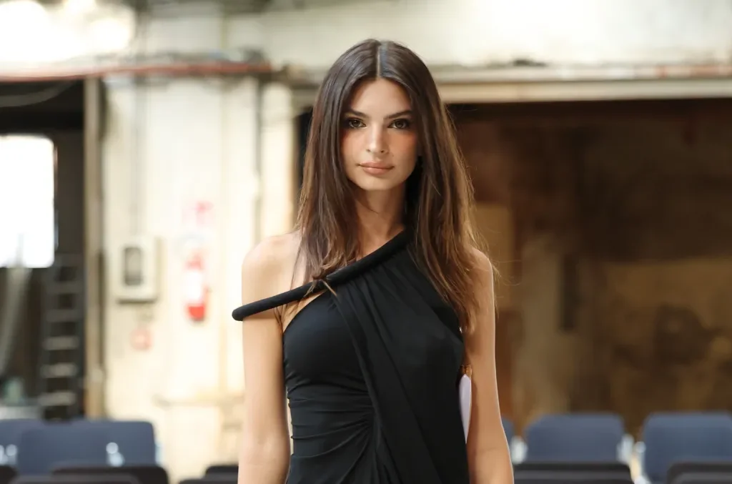 Emily Ratajkowski Speaks Out on Controversial Harry Styles Kiss