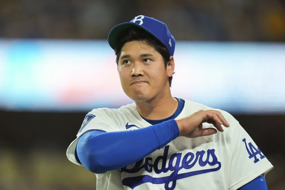 Ohtani Pitches for Dodgers, DH Role on Hold Due to Shoulder Soreness