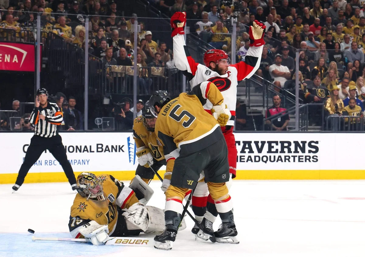 Staal’s late go-ahead fuels Hurricanes to 5-3 win, tying Cup Final at 2-2