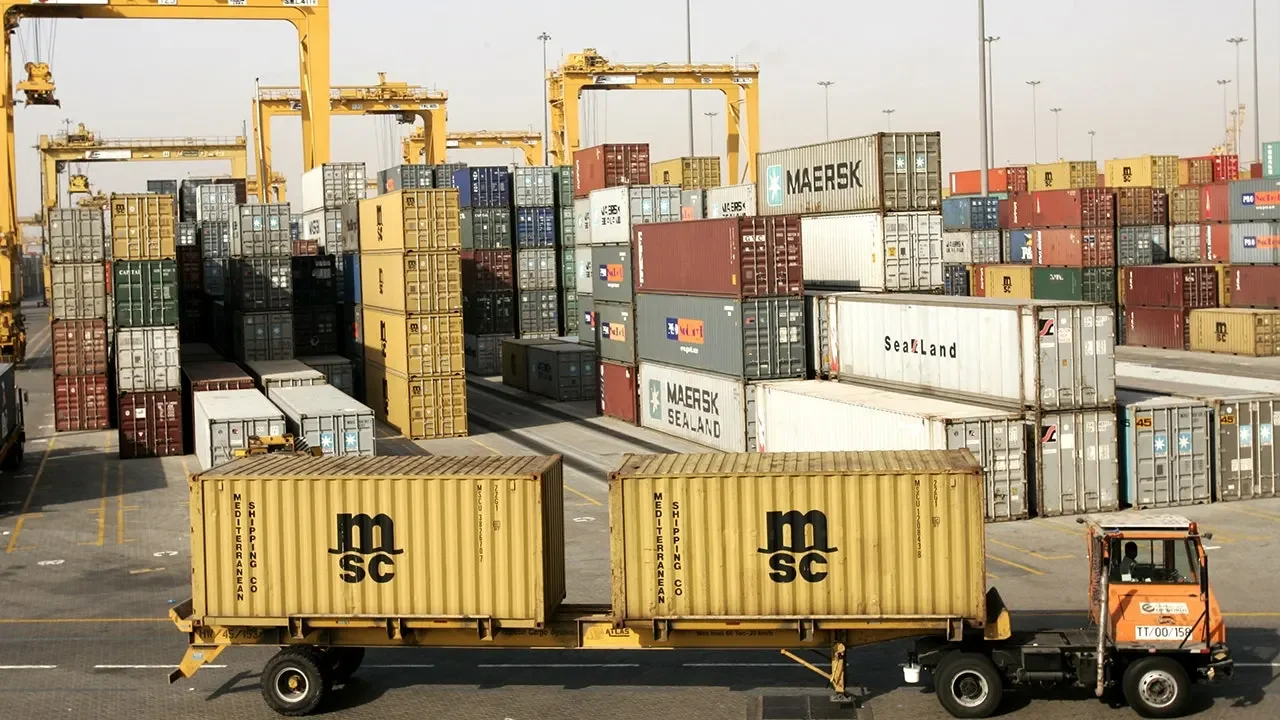 UAE cuts Iran’s economic lifeline, deepening Tehran’s isolation