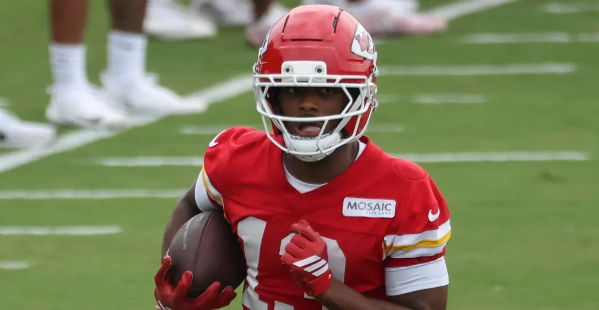 Chiefs Day 3 Camp: Benson and Allen Shine Ahead of Pads