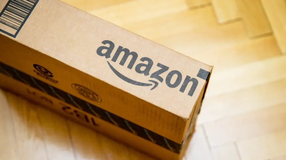 Early Labor Day Tech Bargains Hit TVs, Headphones, and More on Amazon