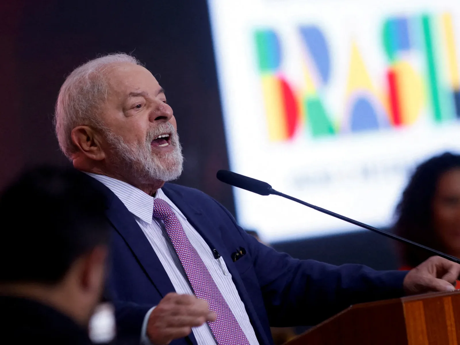 Lula seeks to strengthen Brazil-China trade ties during visit.