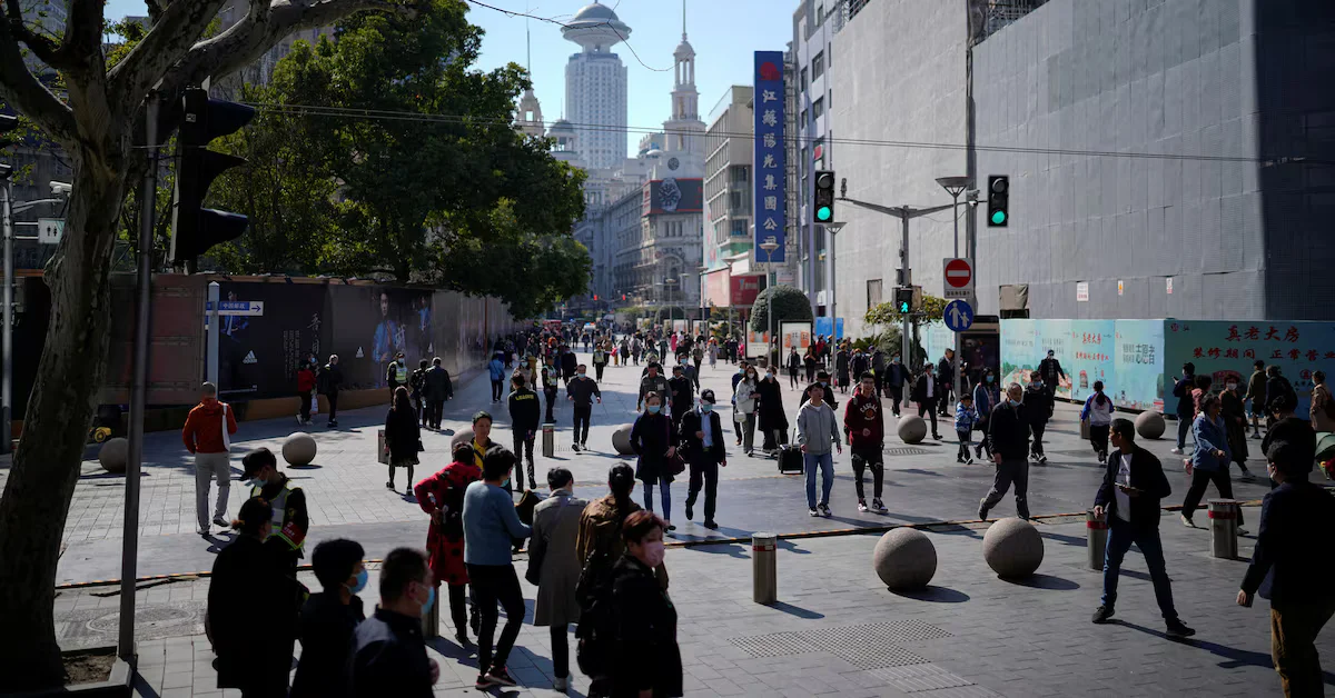 China to Cut Key Lending Benchmarks Amid Economic Slowdown