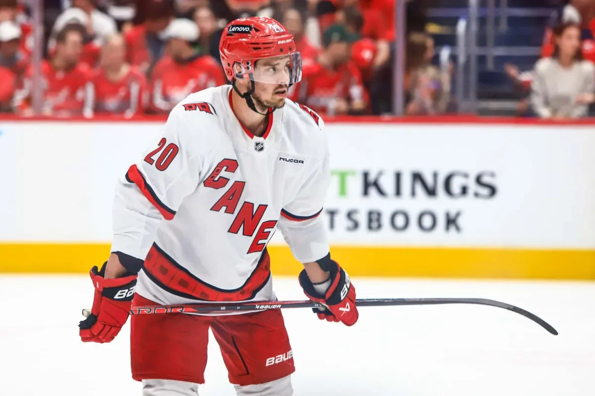 Hurricanes rest stars as Flyers race to knock Capitals from playoff picture
