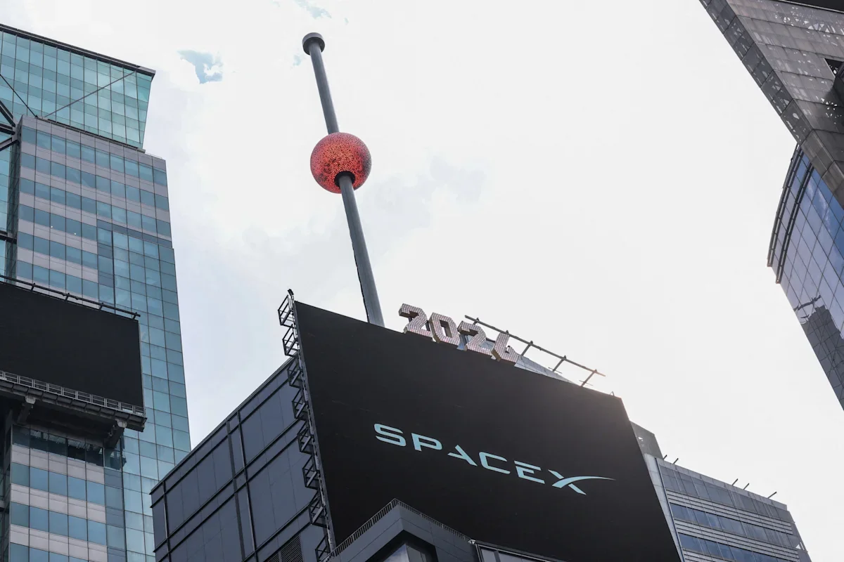 SpaceX Joins Nasdaq-100, Setting Up a Big Buy Moment for Index Funds