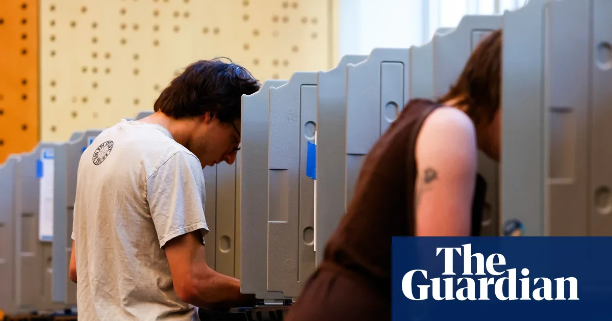 Trump purges federal election panel, fueling midterm chaos fears
