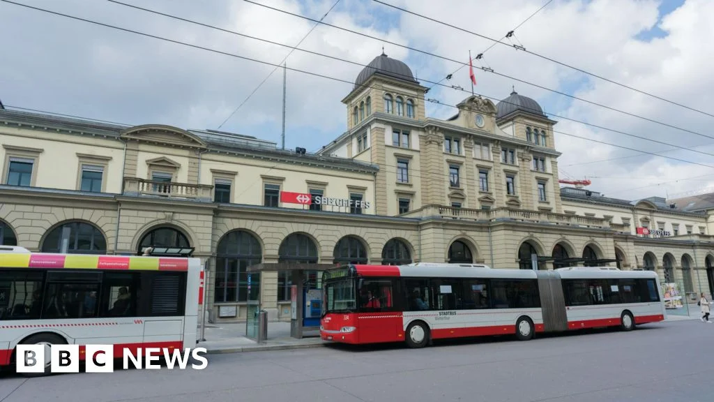 Three Injured in Winterthur Station Knife Attack, Suspect Arrested