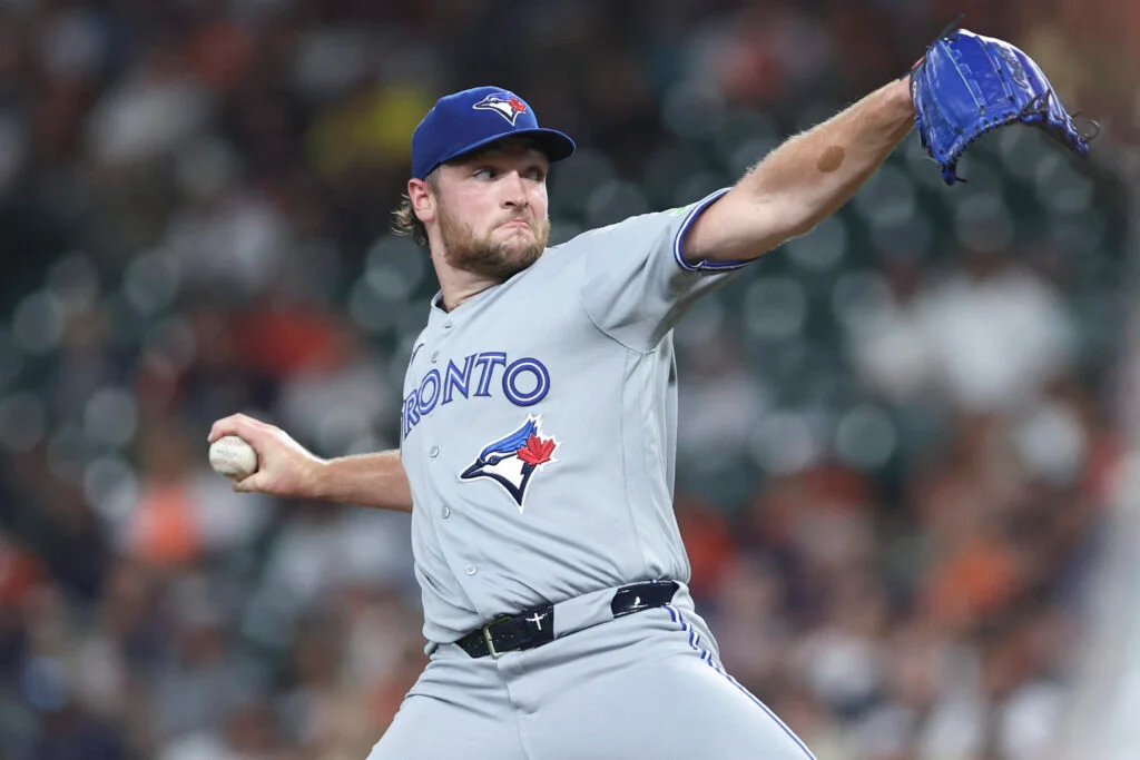 Yesavage Undergoes Left Knee Meniscus Surgery, Jays' Season in Limbo