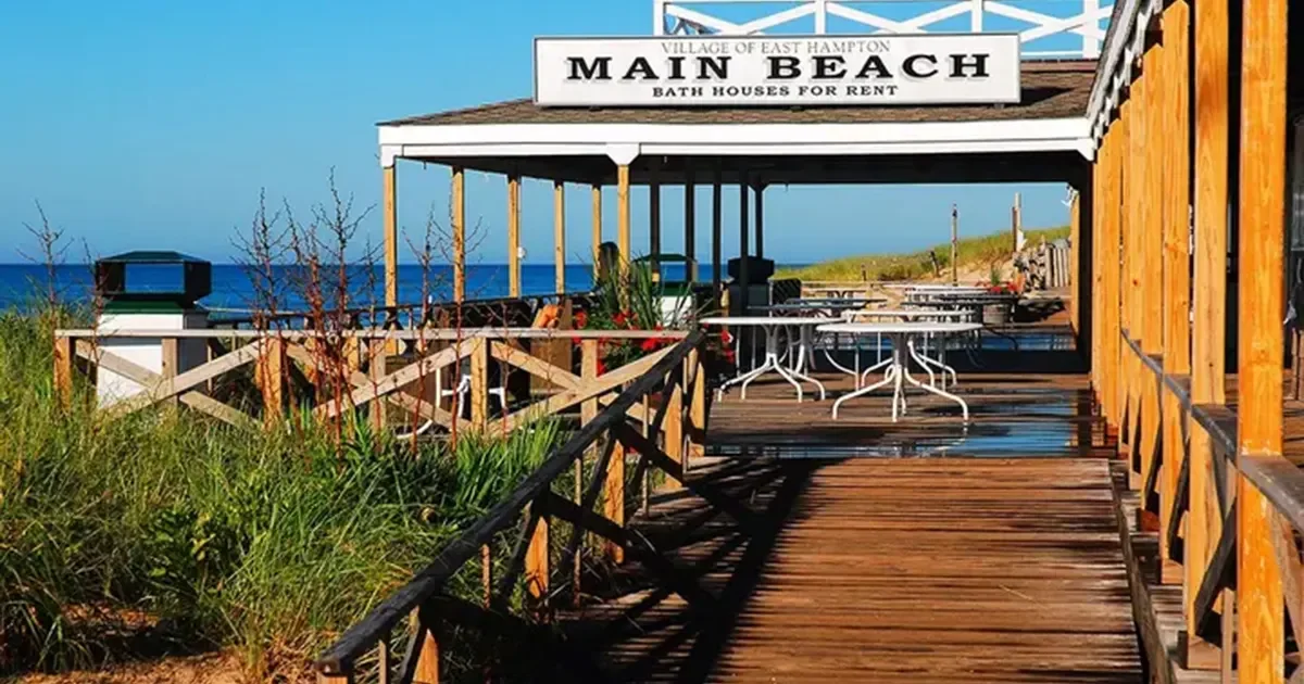 Vibrio Bacteria Detected in Hamptons Waters, Prompting Caution for Beachgoers