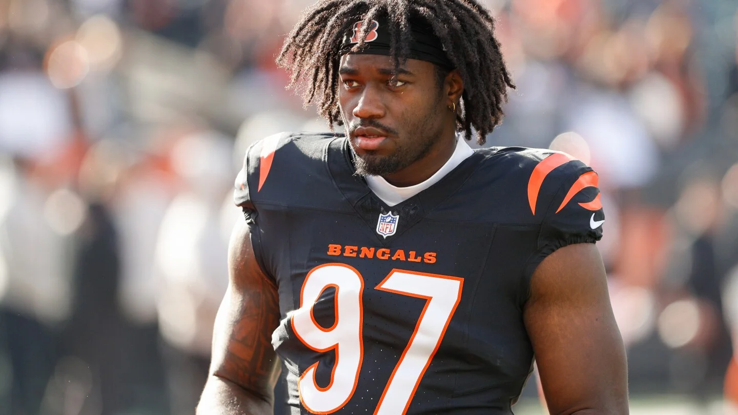 Lawrence Aims to Reclaim No. 97 From Stewart After Bengals Trade