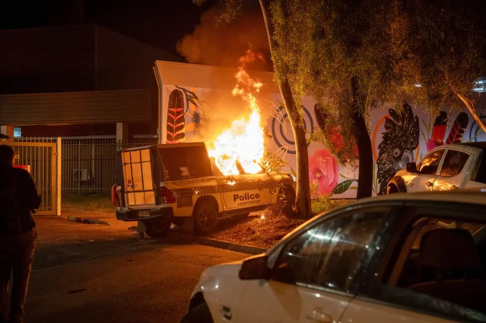 Anger boils outside Alice Springs hospital after young girl's death