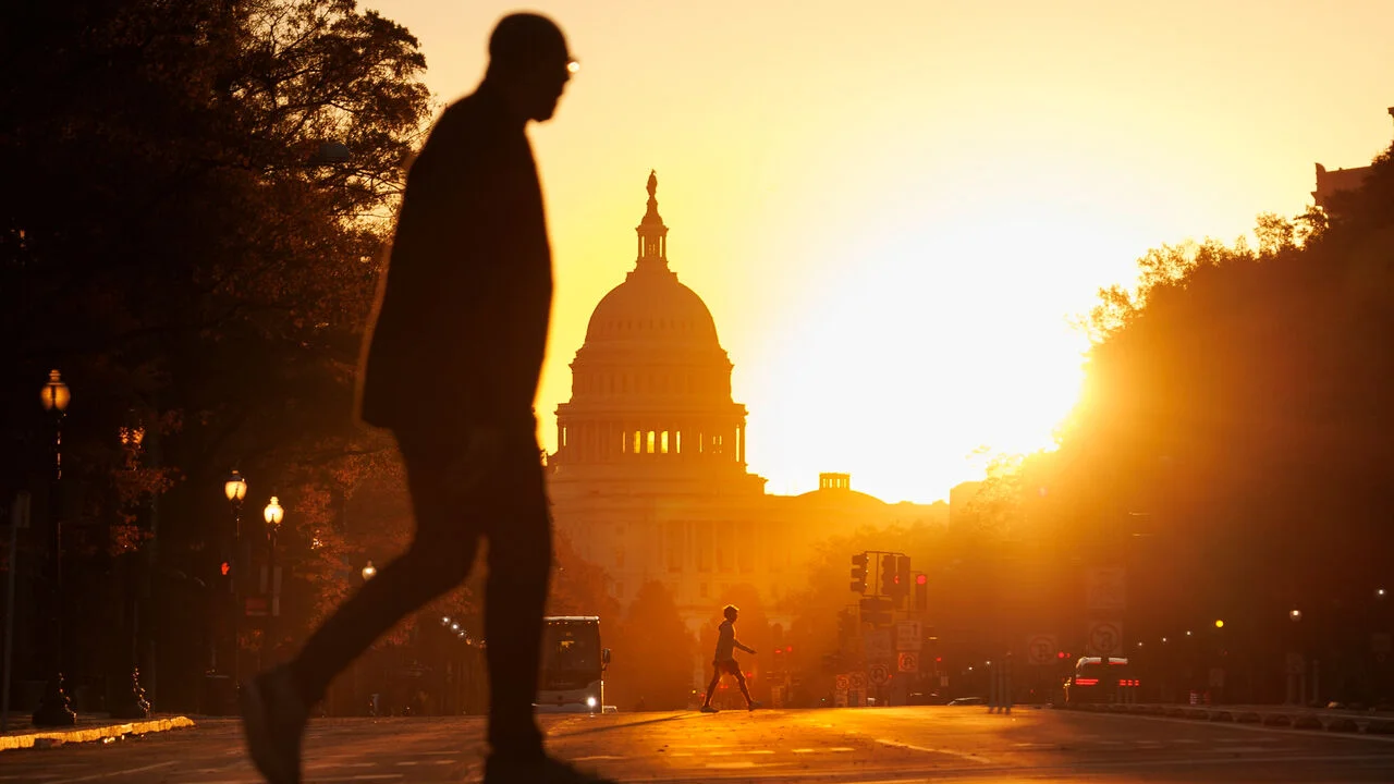 Economic Uncertainty Grows Amid Delayed Data and Cooling Job Market