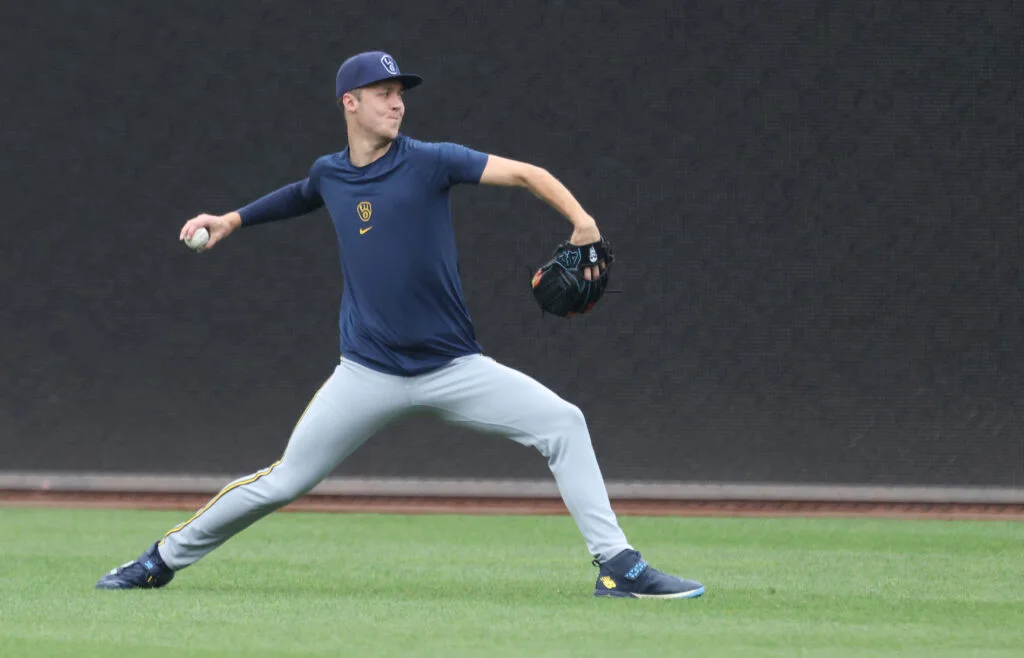 Brewers' Misiorowski to Resume Throwing Next Week, Out of This Series