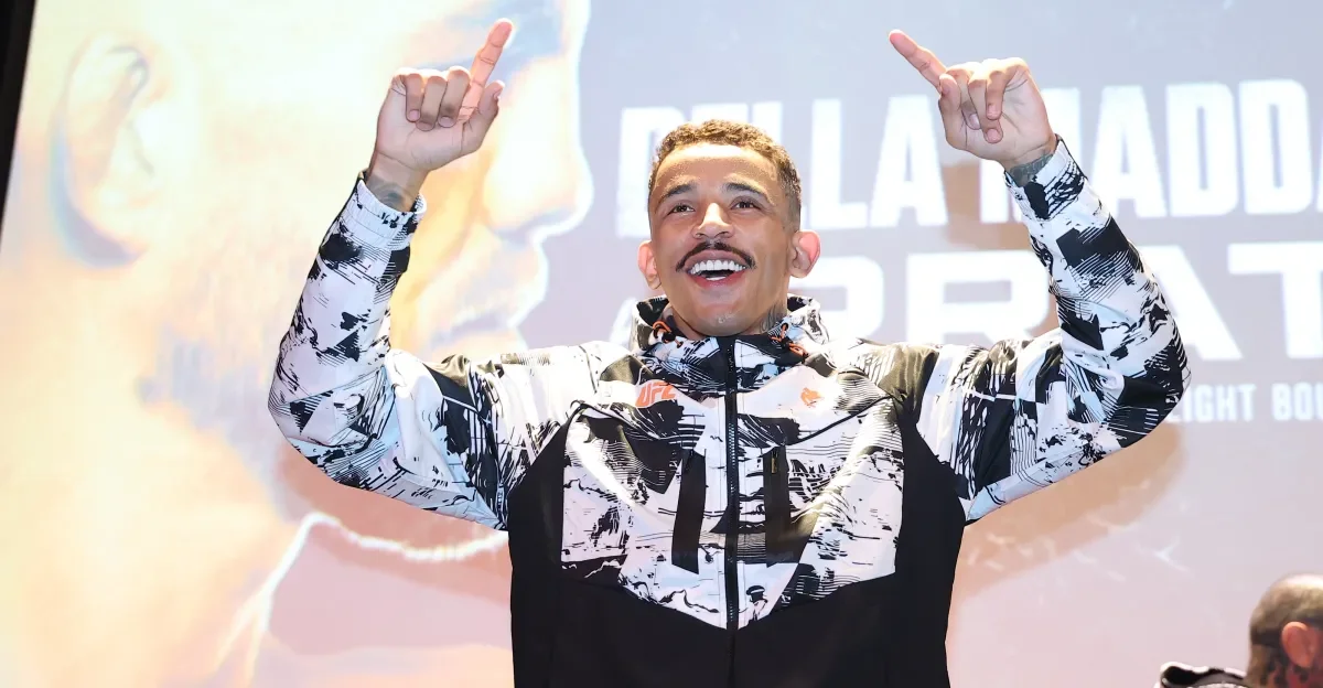 Prates Sets Sights on Welterweight Belt After Perth Showdown, Plays It Cool on Topuria Jump