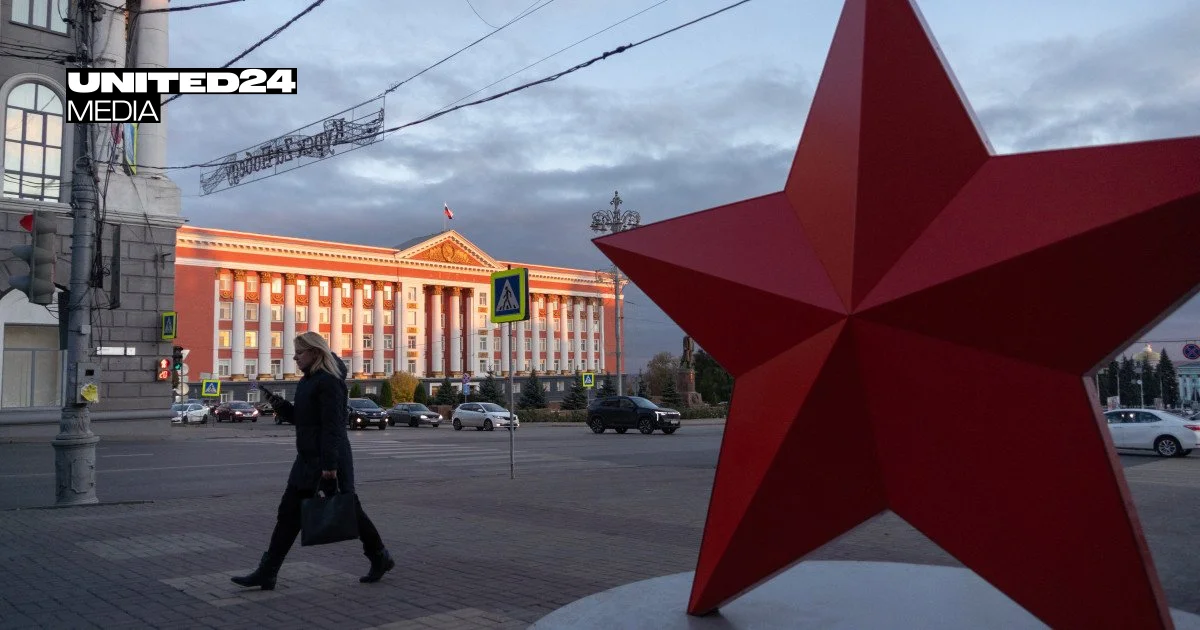 Russia's Elite Weigh Exit Routes as War Strains Economy and Fuel Crisis Deepens
