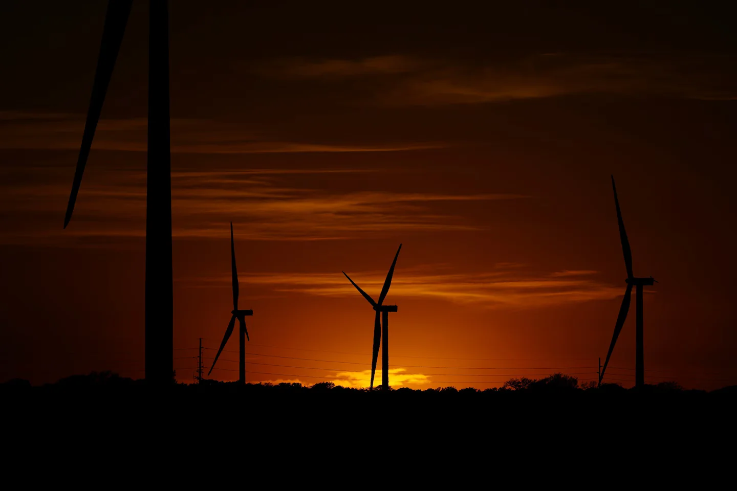 The Battle Over Energy in Texas: Renewables vs. Fossil Fuels