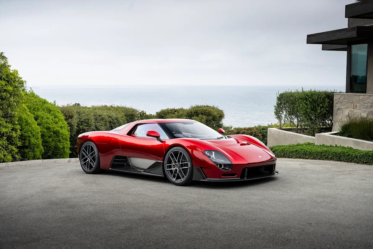McLaren Unveils the MCL 6GT: a $1.5 Million, Limited-Run Manual Supercar