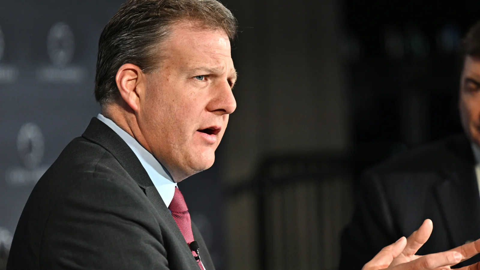GOP Governor Criticizes Embarrassing Trump Town Hall Audience.
