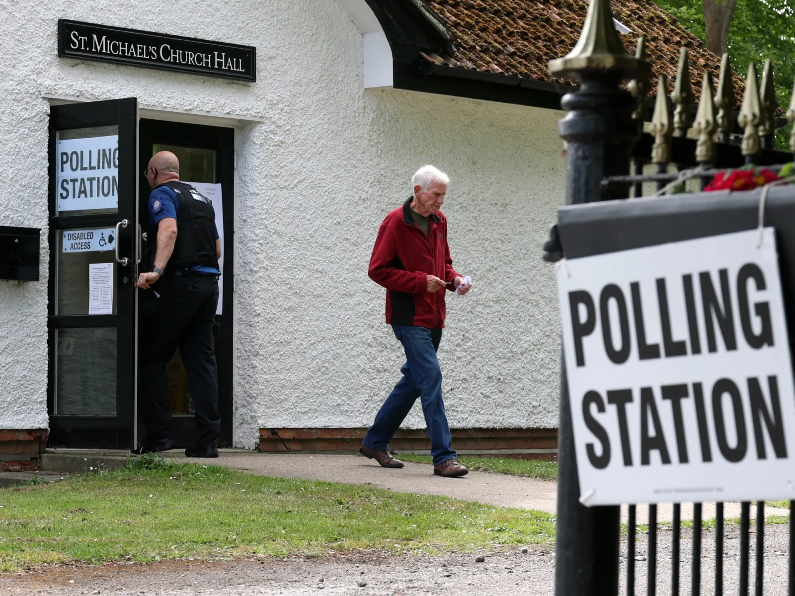 UK Local Elections Test Starmer as Greens and Reform Gain Ground